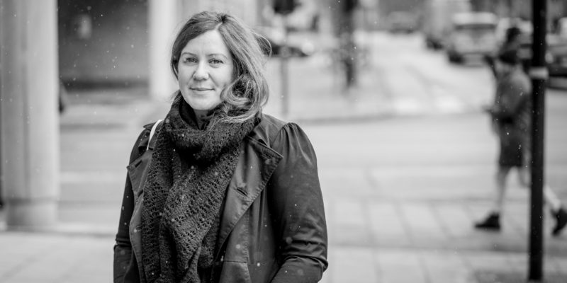 Sort-hvitt-foto av Line Klungseth Johansen.