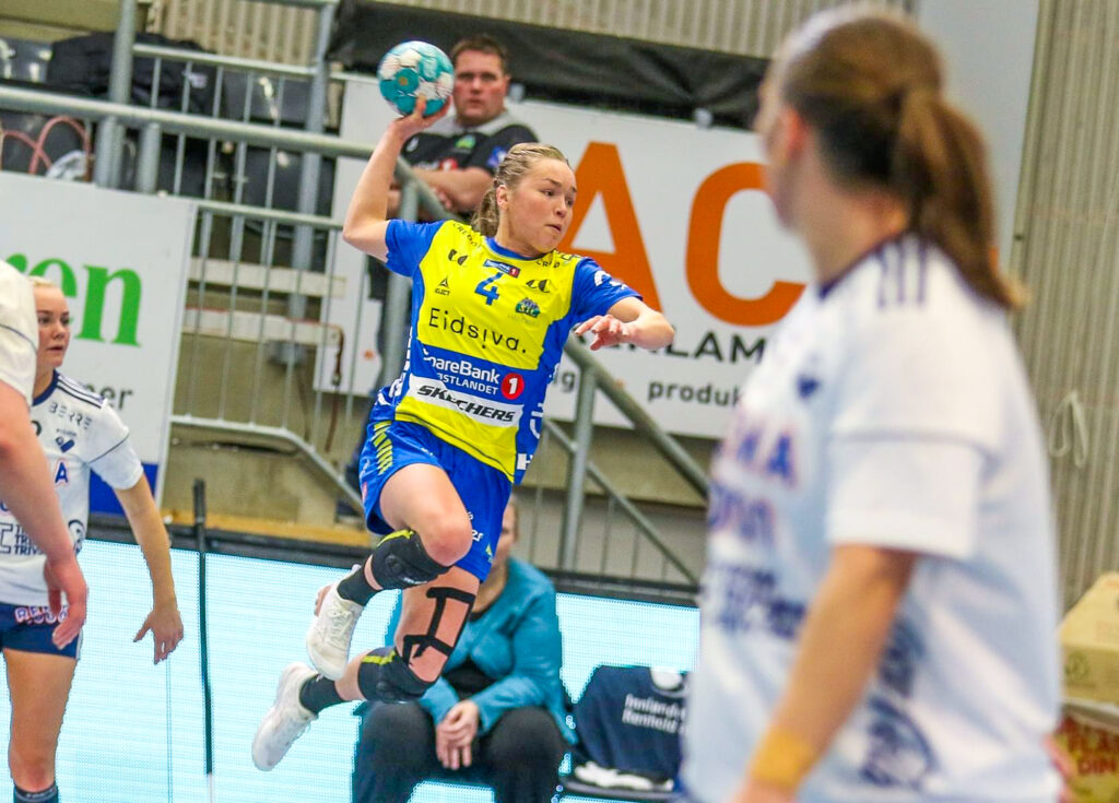 Håndballspiller og ingeniørstudent Susanne. Foto.